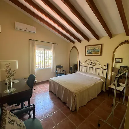 Olivos Villa Málaga